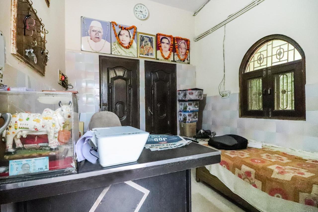 Spot On 60838 Shri Giriraj Dham Hotel Govardhan Екстериор снимка